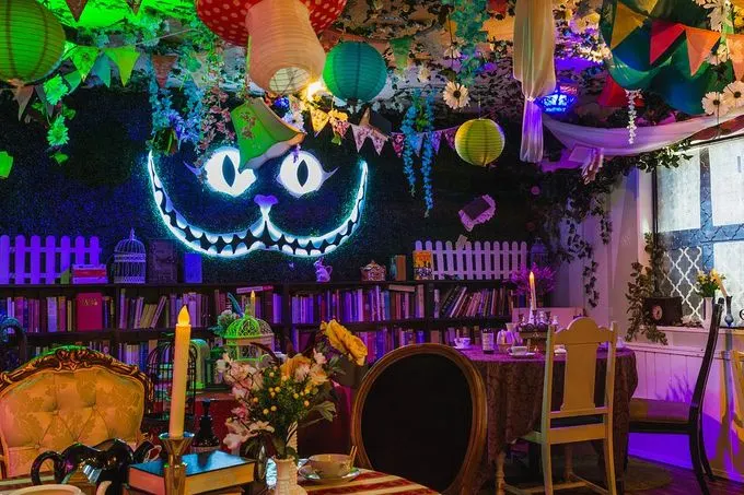 The Alice - Immersive Cocktail Experience at Vancouver Alpen Club