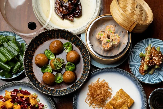 Mott 32 Vancouver