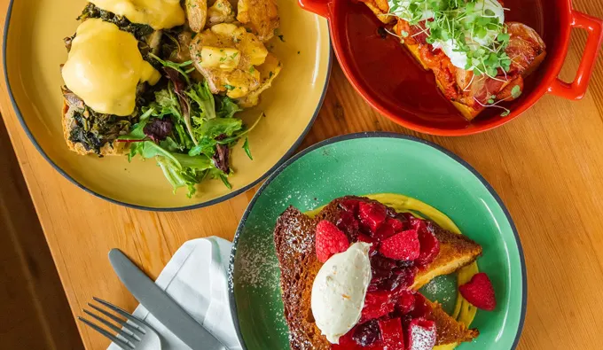 Introducing Brunch, Lunch and Happy Hour at The Farmhouse