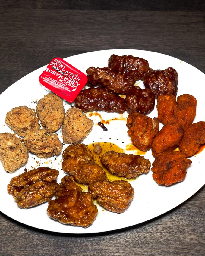 St. Louis Bar & Grill Port Coquitlam Wingsanity