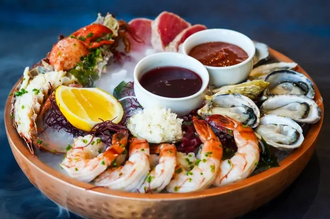 Dahlia Restaurant And Cocktail Bar Opens Its Doors In Vancouver&rsquo;s Azur Legacy Collection Hotel