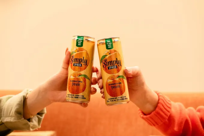 Get Ready to Sip on Simply Spiked Peach