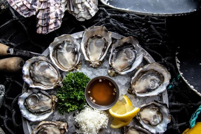 Fanny Bay Oyster Bar & Shellfish Market Hosts Gala Fundraiser For Georgia Strait Alliance