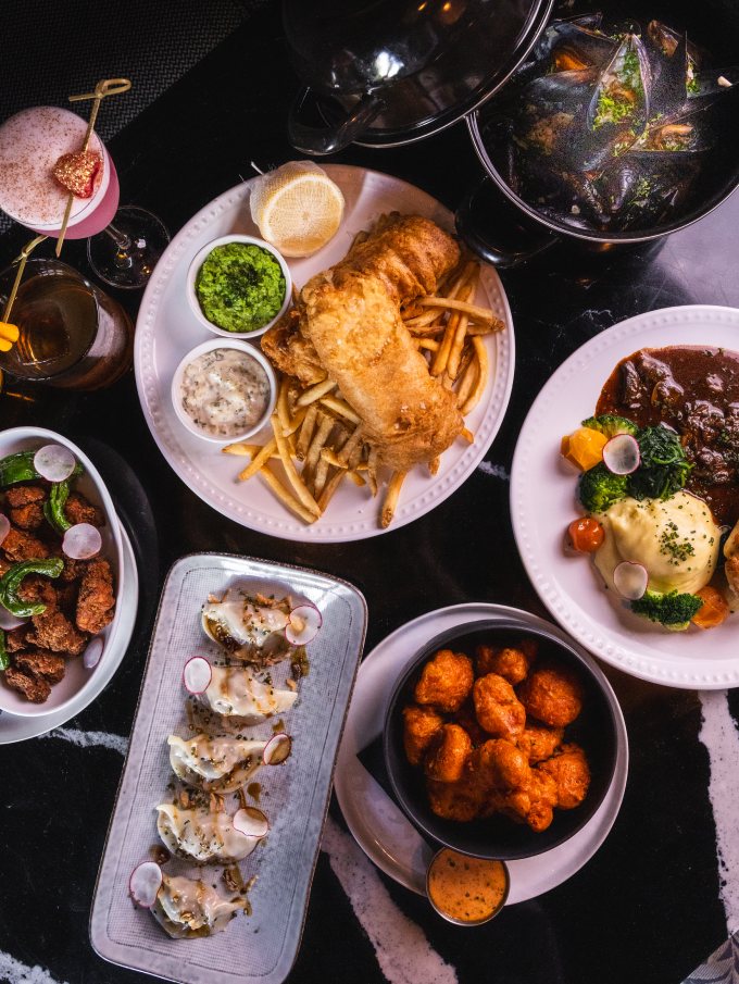 Summer Sizzles at The Living Room: New Food Menu, Cocktail Faves and Daily "Party Hour"