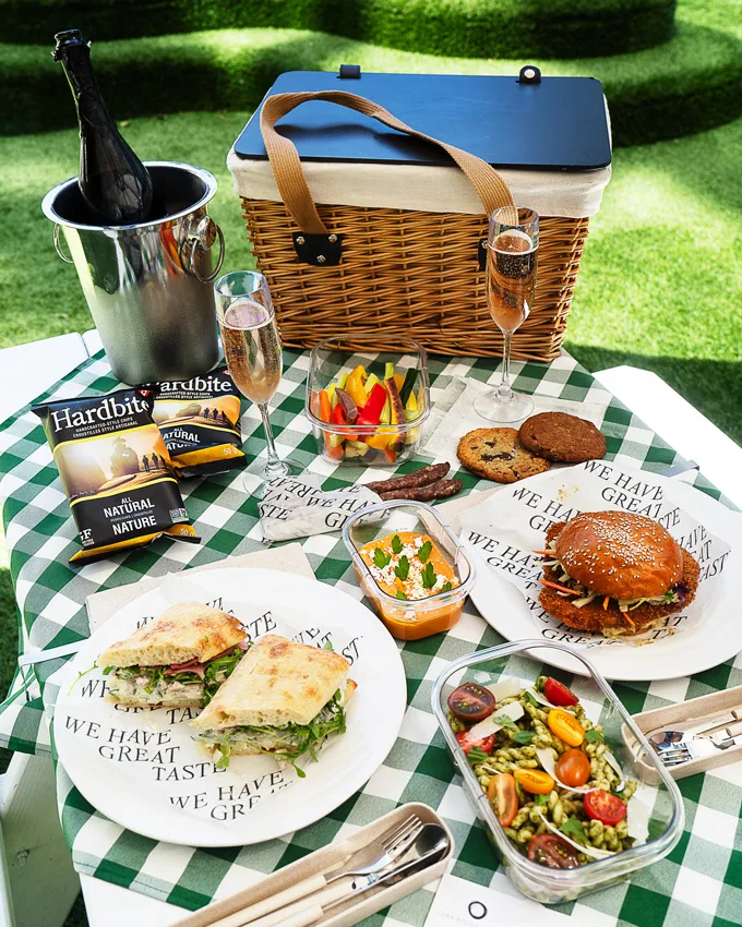Oakridge Park x Pac Rim Patio Pop Up