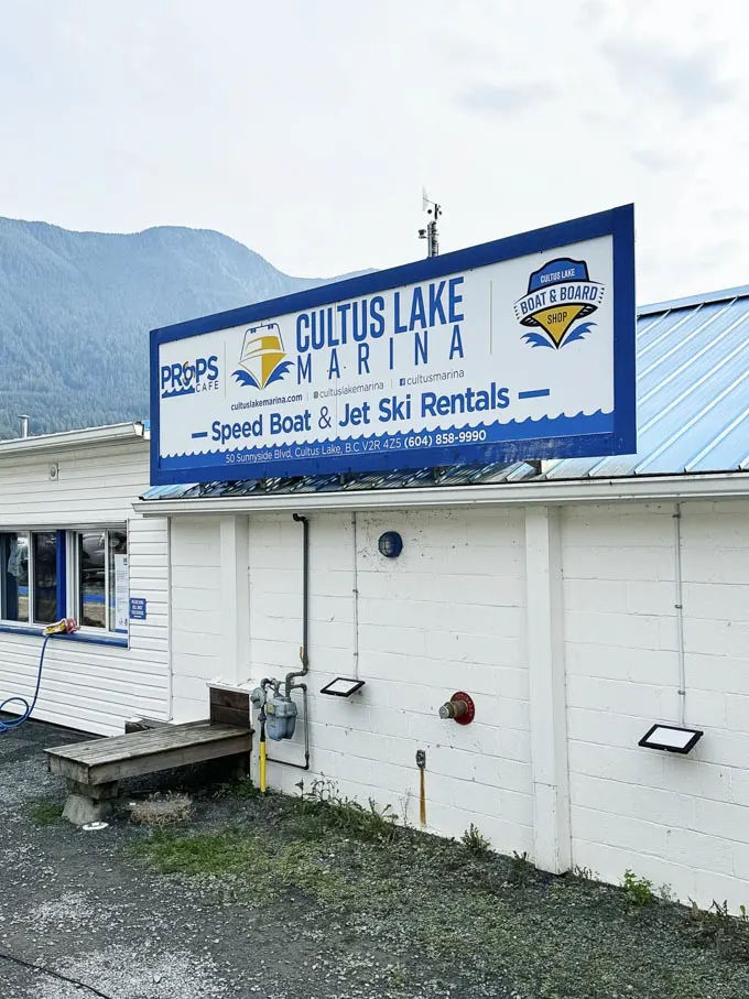 Cultus Lake Marina: Power Boat Rental Experience