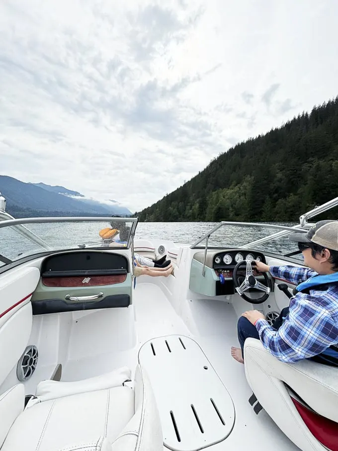 Cultus Lake Marina: Power Boat Rental Experience