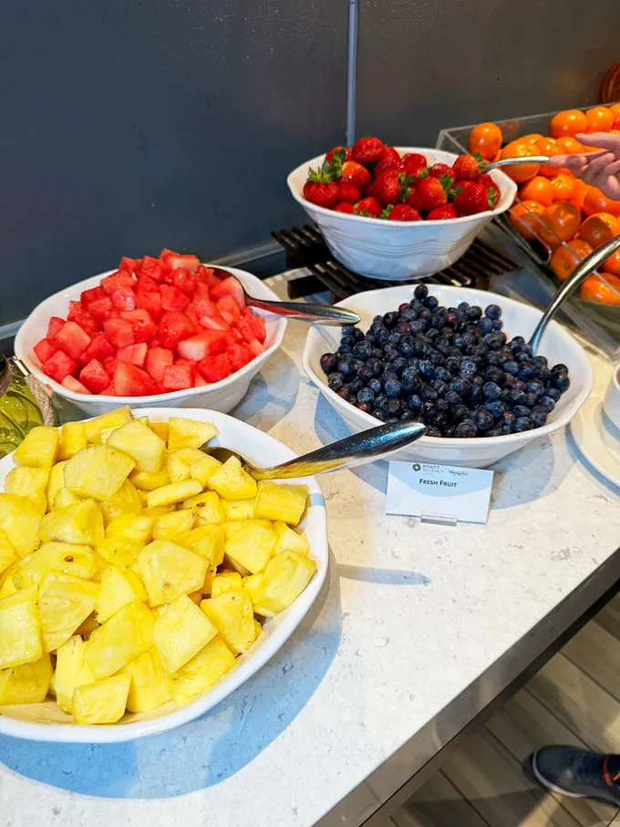 Thanksgiving Buffet at Hyatt Regency Vancouver [Recap]