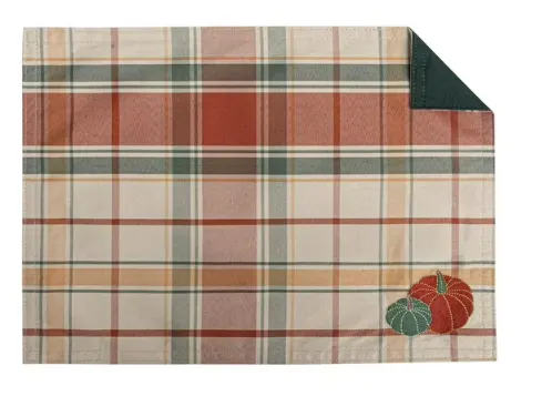 Enhance Your Thanksgiving D&eacute;cor with These Stylish, Functional Pieces