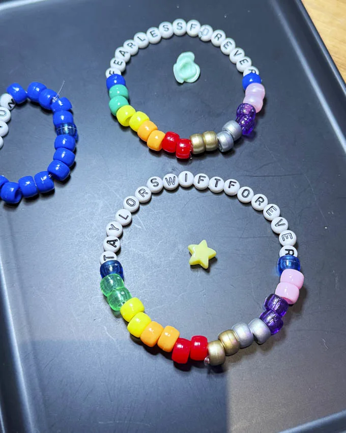 Marriott Bonvoy x Eras Tour Free Friendship Bracelet Making