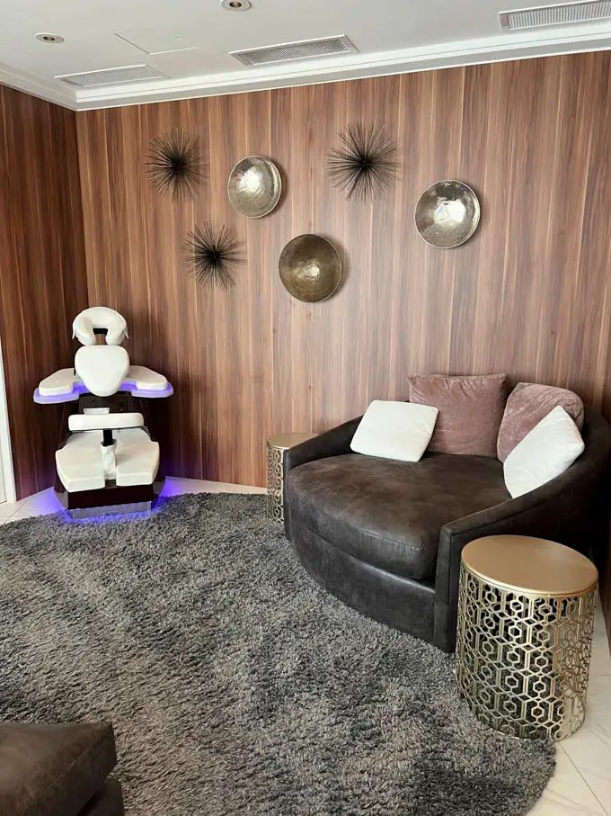 Spa by JW Vancouver: RMT Experience