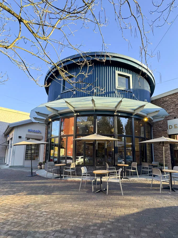 Deville Coffee Park Royal Now Open