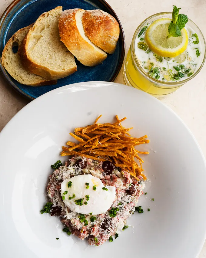 New Bistro Concept in Vancouver - Elysees Caf&eacute; & Bakery