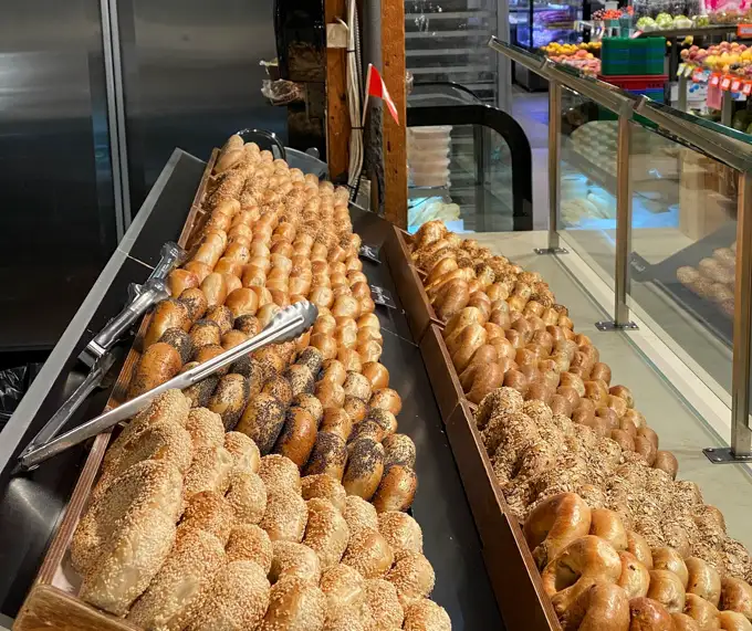Siegel’s Bagels Celebrates 35 Years in Kitsilano