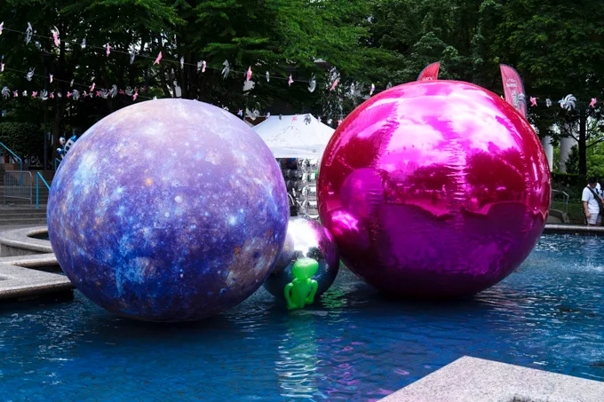 Metropolis at Metrotown Space-Themed Summer Celebration