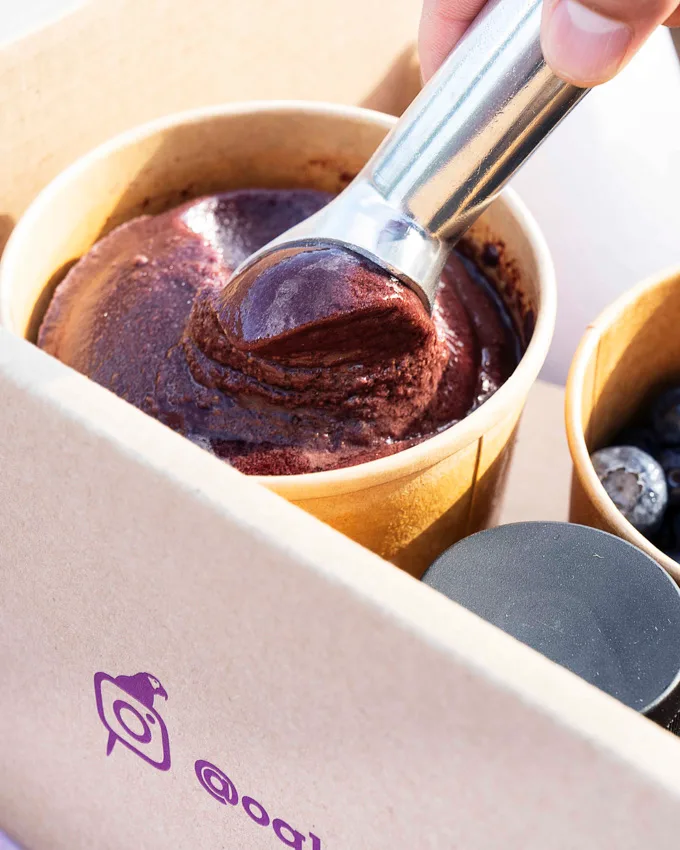 Build-Your-Own A&ccedil;a&iacute; Bowls with the OAKBOX by Oakberry