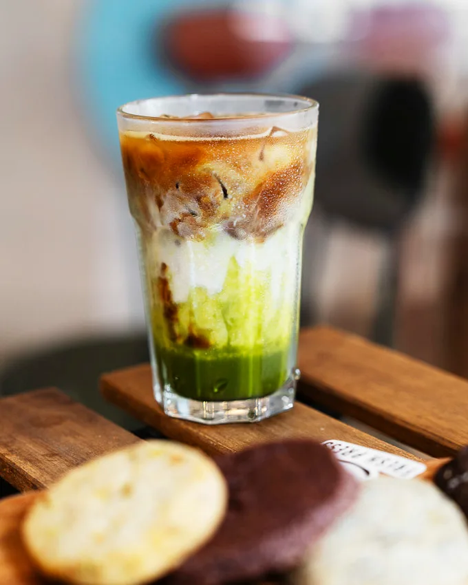Fresh Press Coffee Bar: Coffee, Cakes, and Community
