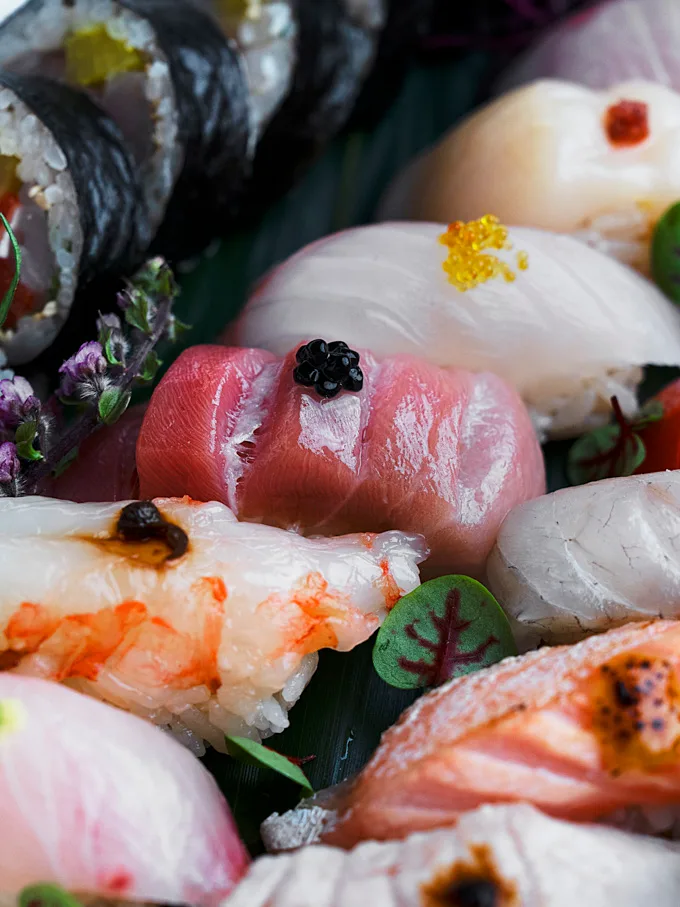 Riz Sushi Holiday Omakase and Sashimi/Temaki Boxes