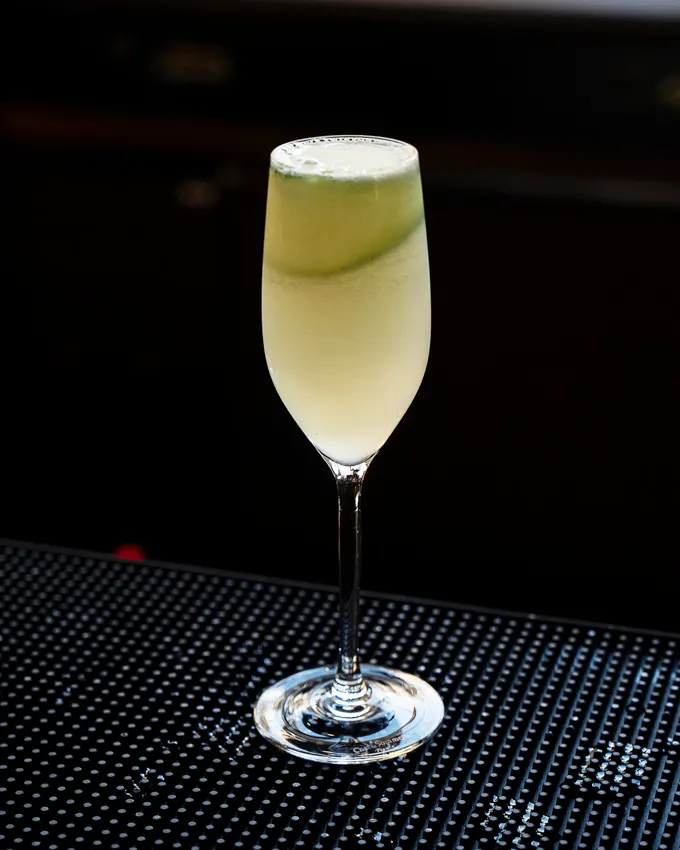 Hendricks Resto-Lounge Showcases Modern West Coast Plates