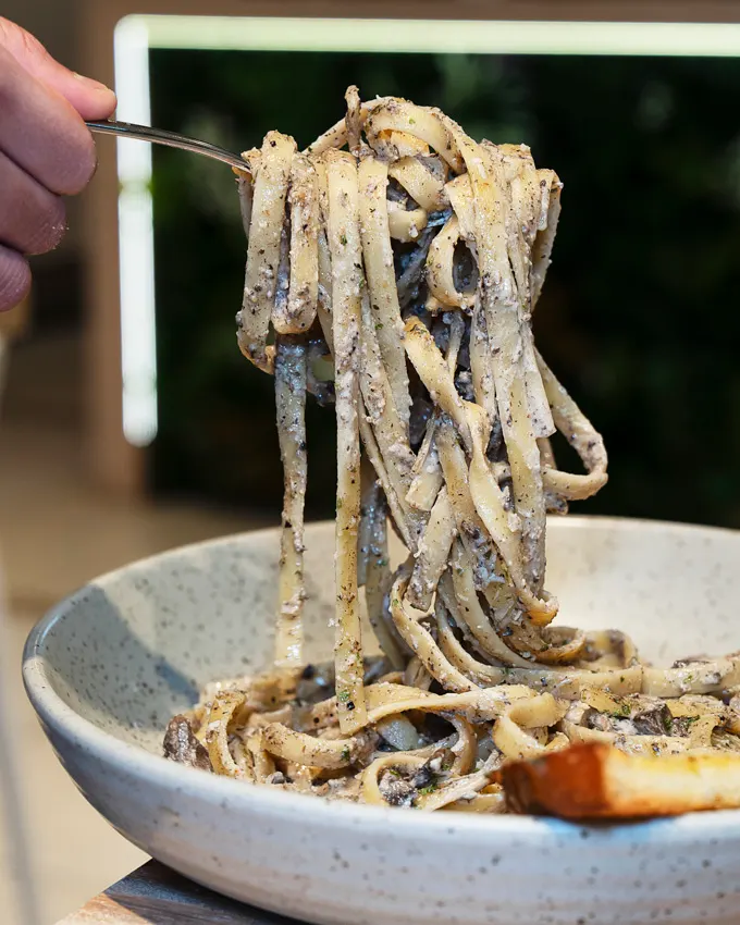 The Green Opens in East Vancouver With All-Day Brunch and Health-Focused Dishes