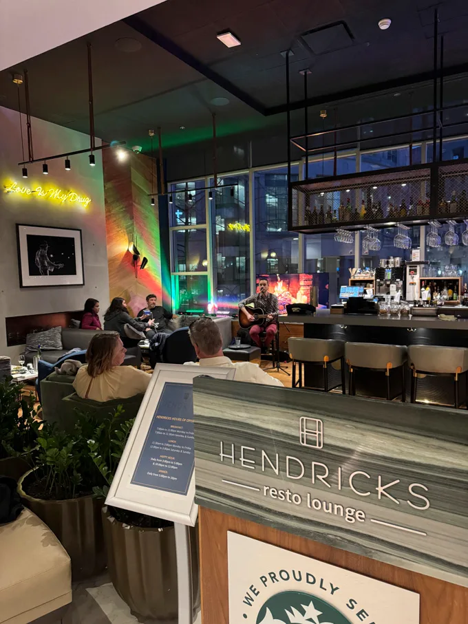 Hendricks Resto-Lounge Showcases Modern West Coast Plates