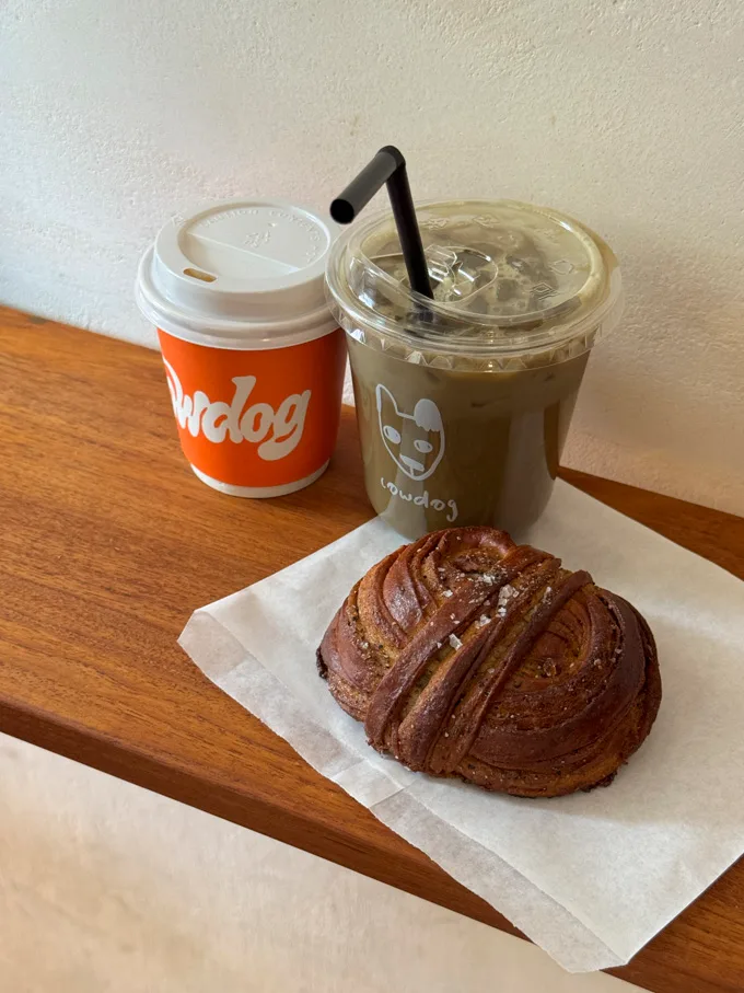 Cowdog Oak Street Vancouver, Living Wage Coffee Shop