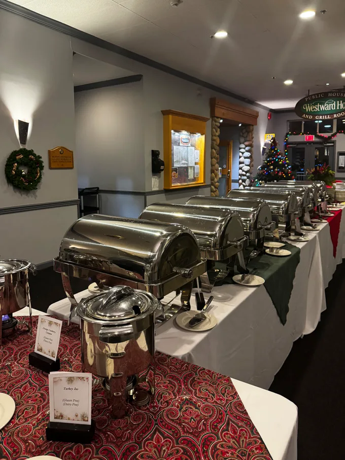 Holiday Dinner Buffet at University Golf Club