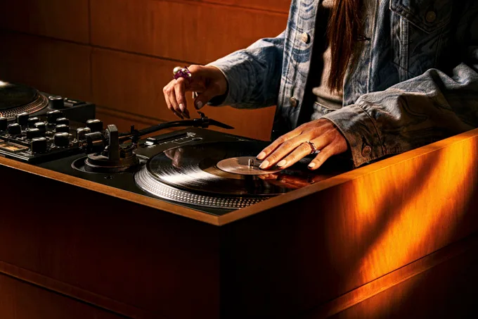 HIBIKI Cocktail Lounge Pop-Up Opens at Fairmont Vancouver