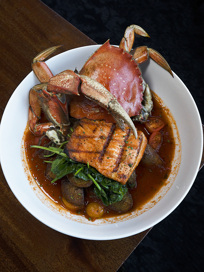 Water St. Cafe Crab Launches Annual Crab Fest Menu