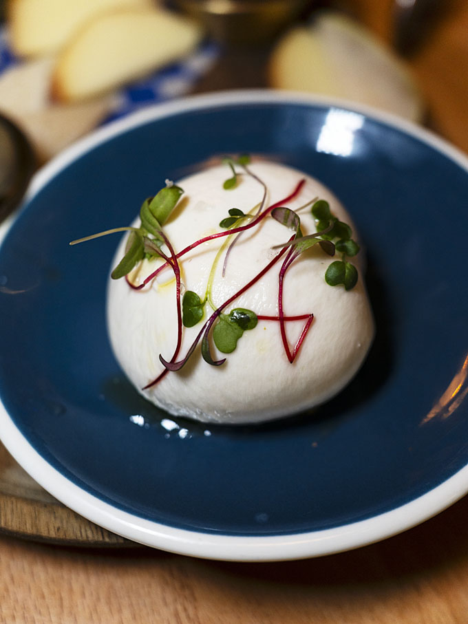 Provisions Italiana at the Seaside Hotel: What to Eat & Drink