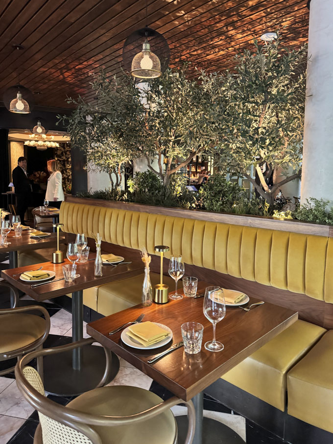 Carlino Aperitivo Happy Hour Highlights