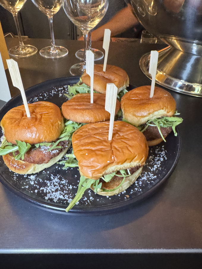 Carlino Aperitivo Happy Hour Highlights