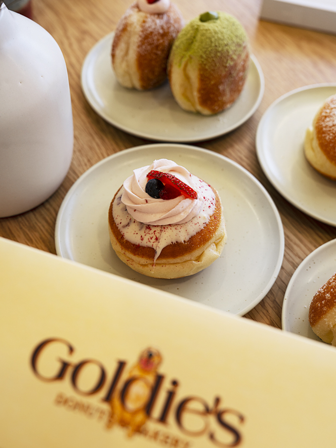 Goldie’s on West 4th: Cream-Filled Doughnuts, Shaved Ice and Pastries