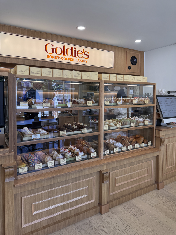 Goldie’s on West 4th: Cream-Filled Doughnuts, Shaved Ice and Pastries